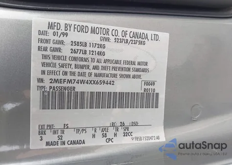 1999 Mercury Grand Marquis Gs z USA, uszkodzony, nr VIN 2MEFM74W4XX659442